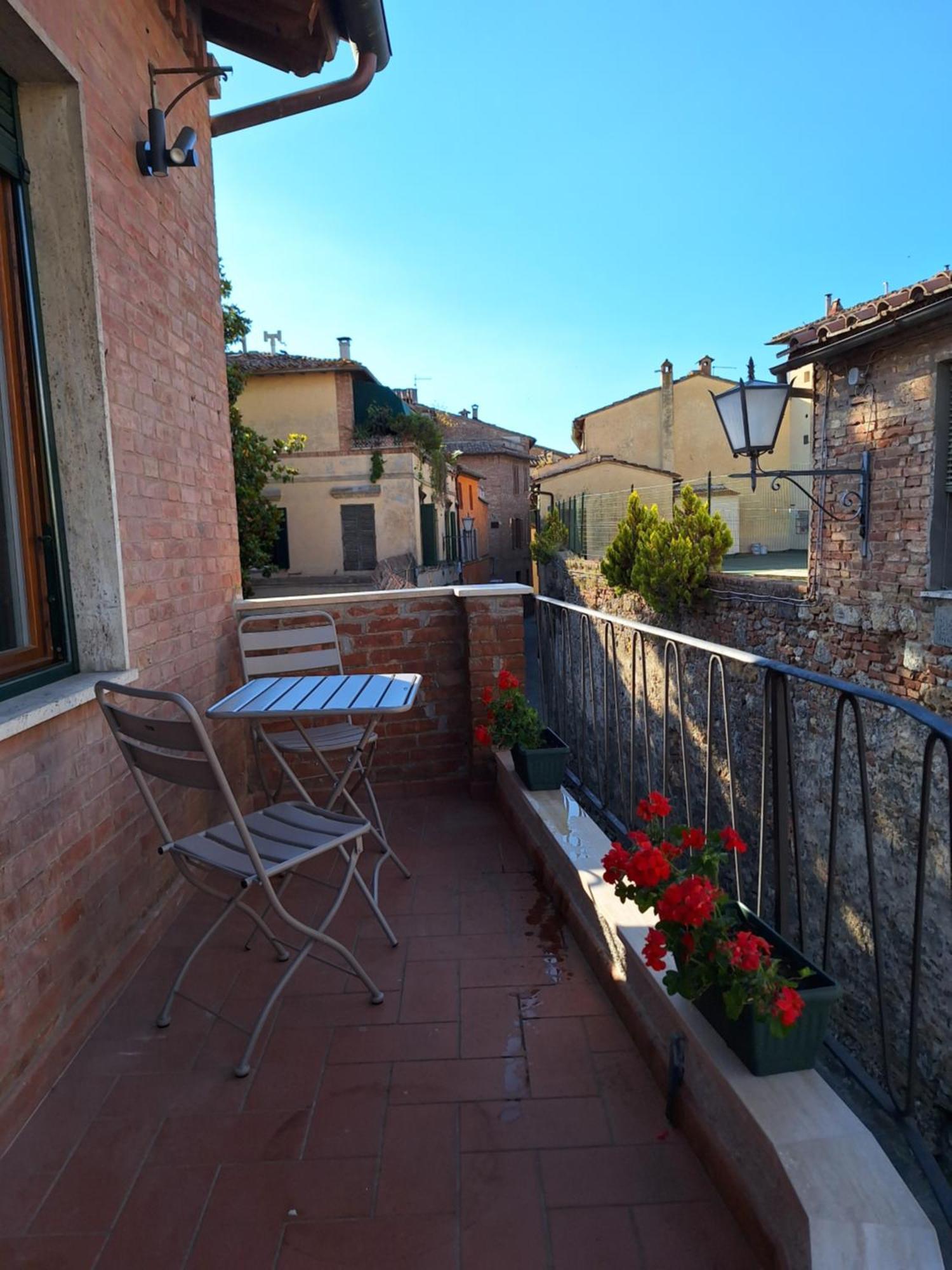 Il "Terrazzino" Nel Cuore Di Сиена Екстериор снимка